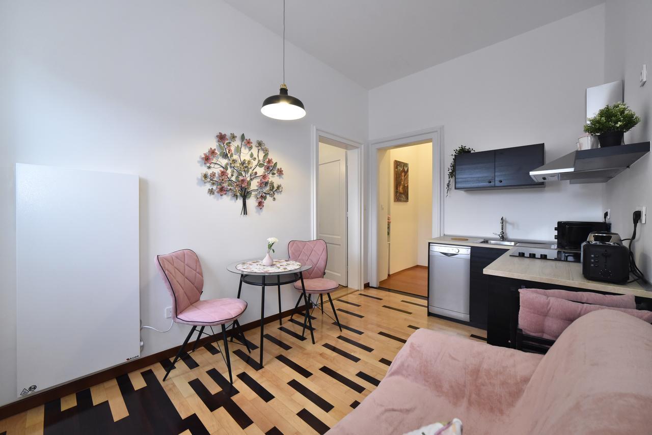 Favourite Apartments Загреб Екстериор снимка